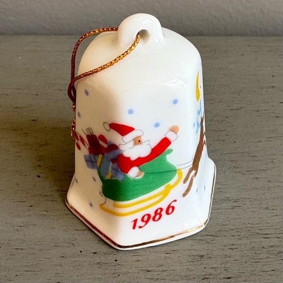 Vintage Lillian Vernon 1986 Porcelain Bell Christmas Ornament 2" Lot of 3 White - Picture 9 of 15